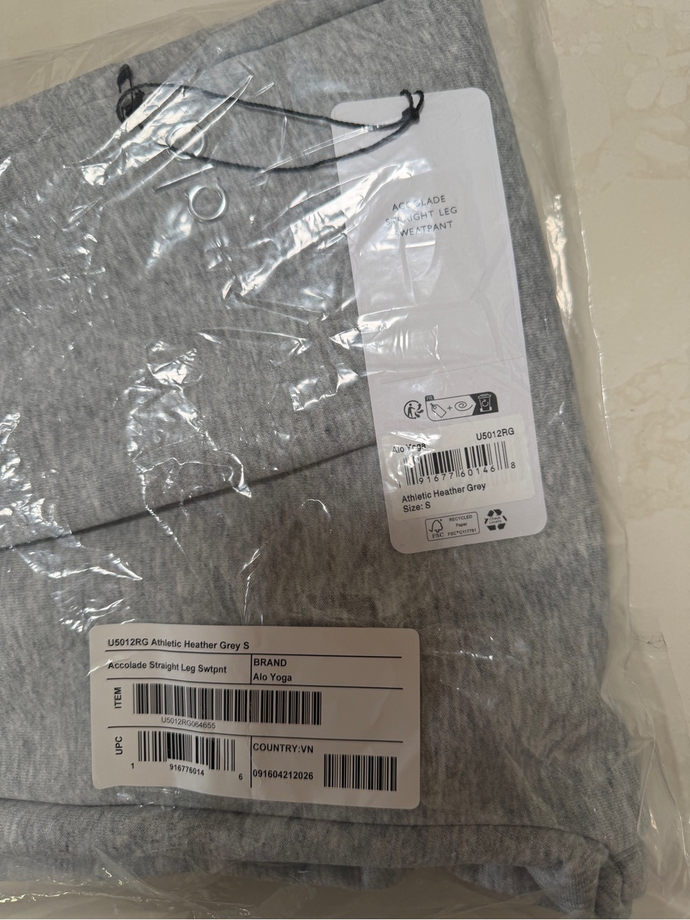 NWT Alo Yoga Grey Polo Pullover & Sweatpant Set Size S Campus Fit 📚 - Picture 7 of 8
